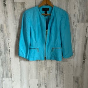 CC39 blue blazer studio 4 small